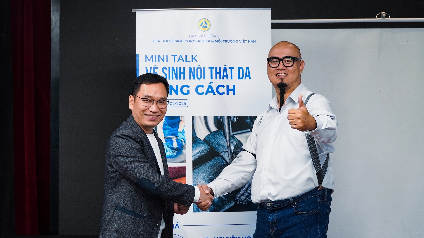 talk-ve-sinh-noi-that-da